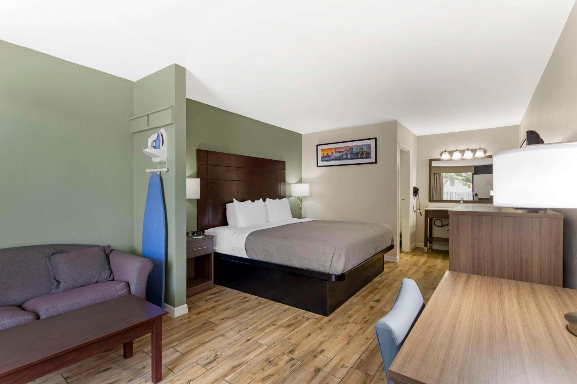 Quality Inn & Suites St Augustine Beach Area St. Augustine Beach Bagian luar foto