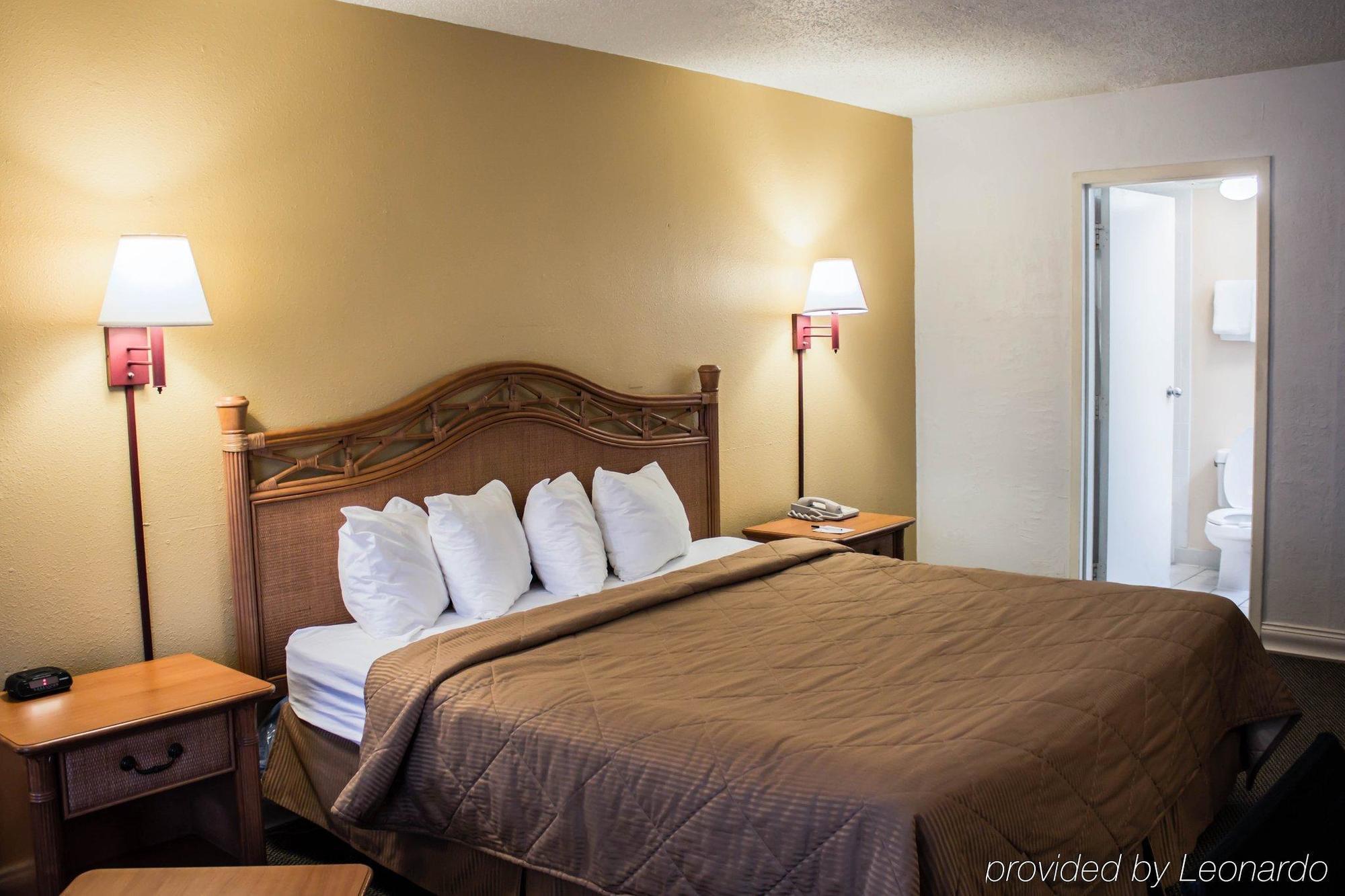 Quality Inn & Suites St Augustine Beach Area St. Augustine Beach Bagian luar foto